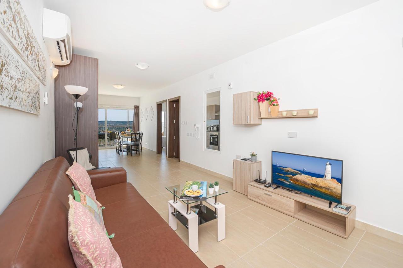 Summer Breeze Apartment With Terrace With Panoramic Views - By Getawaysmalta Mellieha Luaran gambar