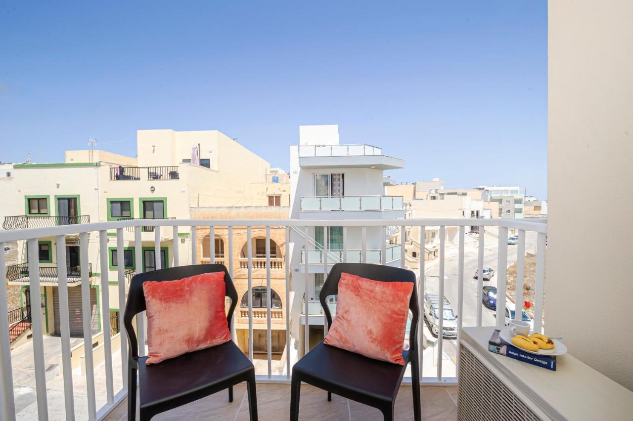 Summer Breeze Apartment With Terrace With Panoramic Views - By Getawaysmalta Mellieha Luaran gambar